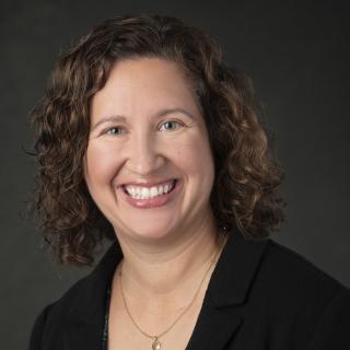 headshot of Natalie Vinski Ibrahim 